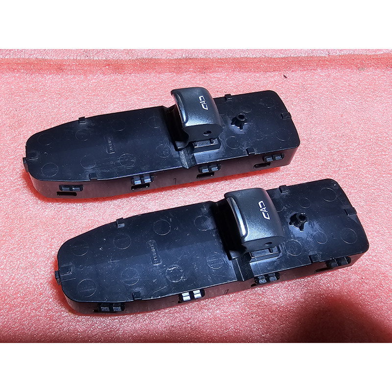 CADILLAC CT4 CT5 FRONT RIGHT DOOR WINDOW SWITCH 2020-2024 GM 84751368 84879638