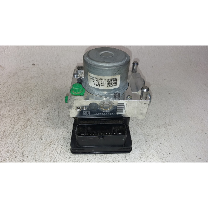 cadillac-escalade-chevrolet- 