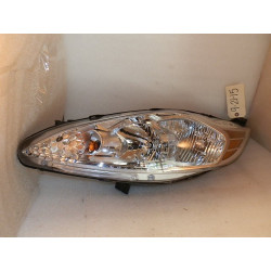 FORD FIESTA LEFT HEADLIGHT...
