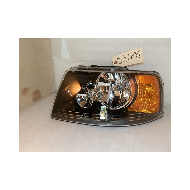 FORD EXPEDITION BLACK LIMITED LEFT OEM HEADLIGHT 2003-2006 TYC 20-6398-B0-1A 05121110 20-6398-90
