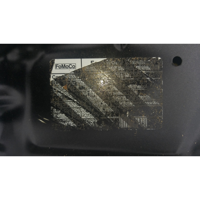 ford-explorer-hood-2016-2019-
