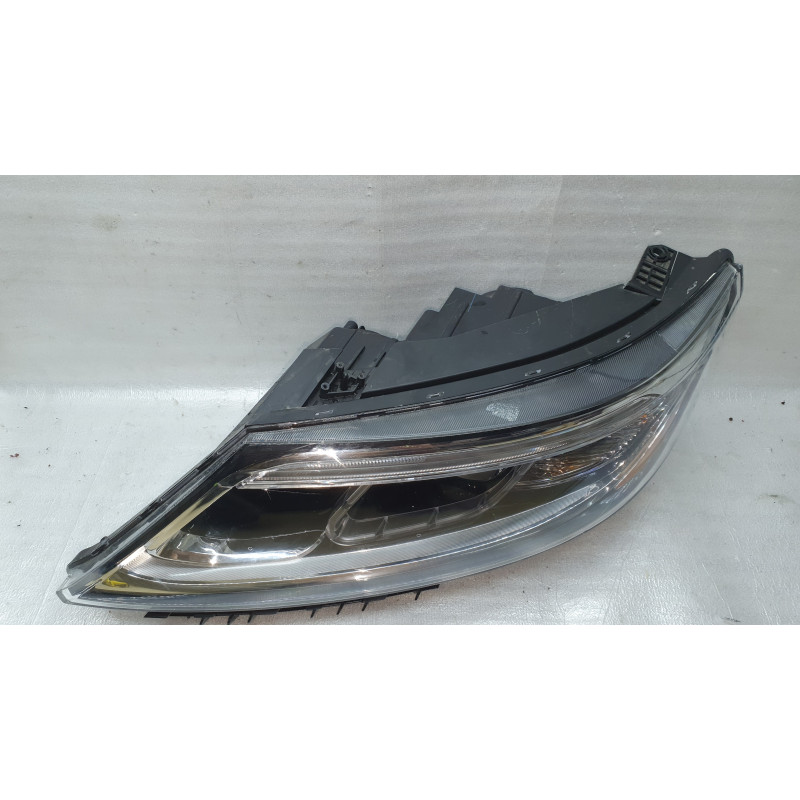 KIA SORENTO LEFT HALOGEN LED HEADLIGHT 20142015 921011U600 USA