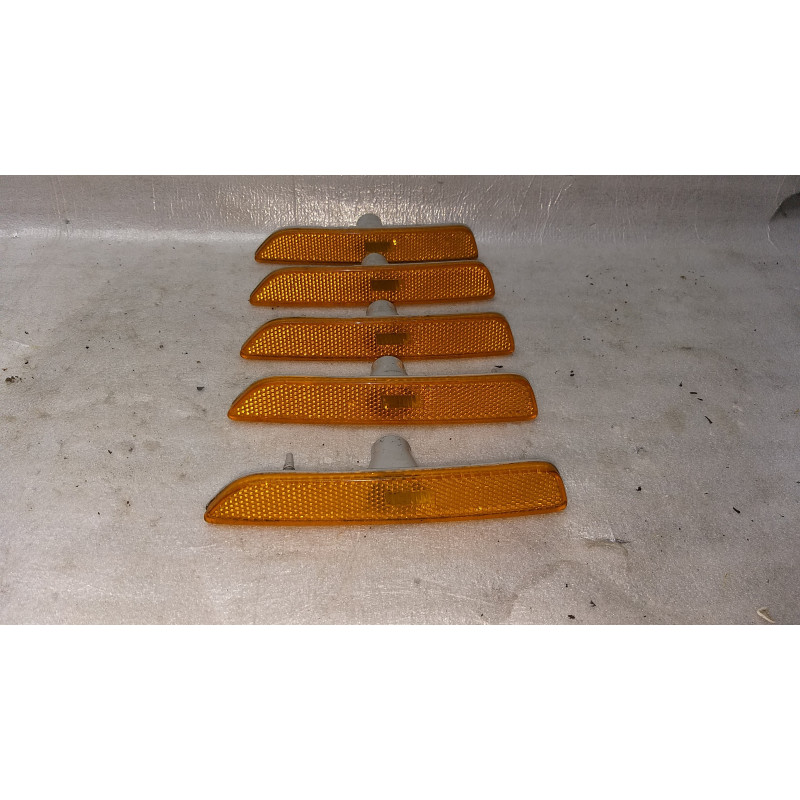 FORD MUSTANG FRONT BUMPER RIGHT MARKER LIGHT LAMP 20102014 AR3315A424AB