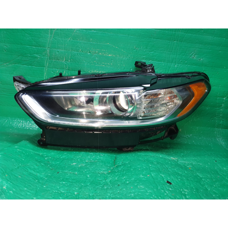 FORD FUSION LEFT HEADLIGHT 20132016 DS7313W030CD