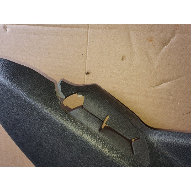 CADILLAC ATS CHEVROLET CAMARO FRONT RIGHT SEAT SHIELD ADJUSTER COVER