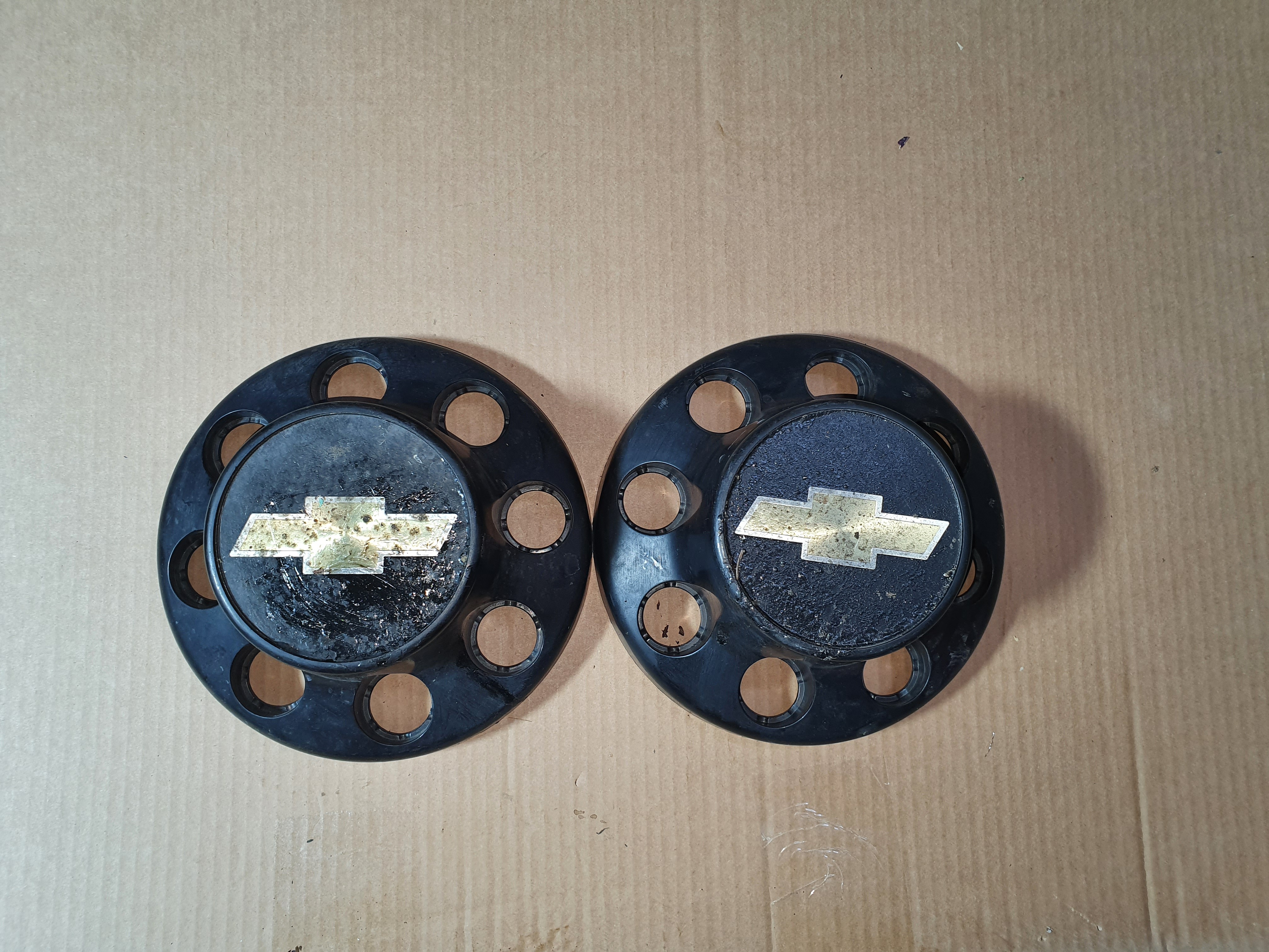 CHEVROLET SILVERADO 3500 WHEEL CENTER CAP COVER 1988-2002 GM