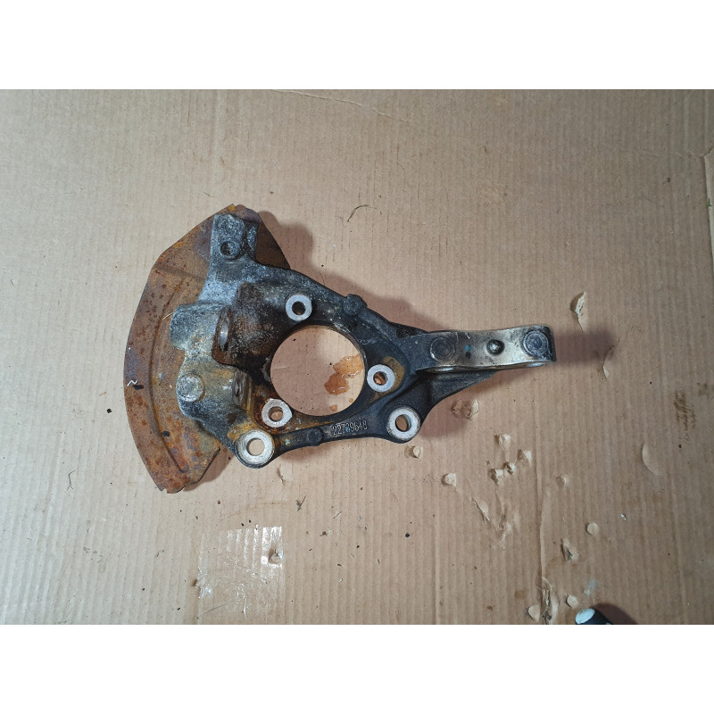 CADILLAC ATS CTS RWD RIGHT FRONT STEERING KNUCKLE 2014-2019 GM 22739648