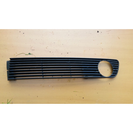 MITSUBISHI SIGMA LEFT INNER GRILL 1997 MB934295 USED