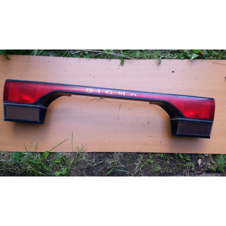 MITSUBISHI SIGMA CENTER TAIL LAMP 1997 USED
