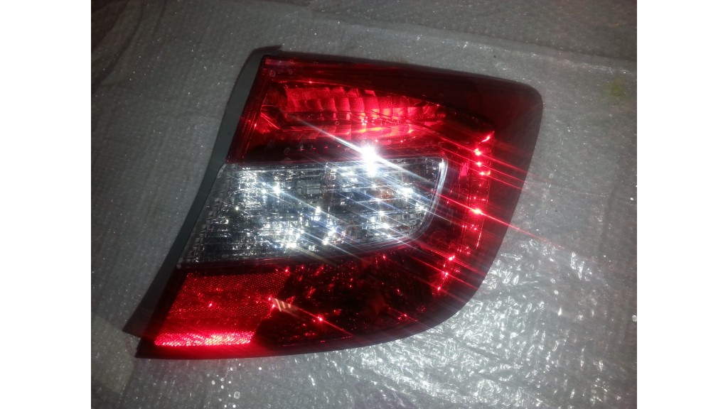 HONDA CIVIC SEDAN RIGHT TAIL LAMP 20122013 33500TR0A01 STANLEY P9495