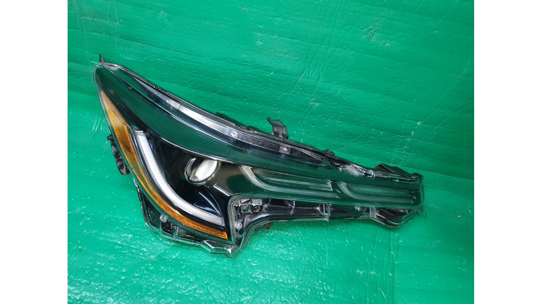 TOYOTA COROLLA RIGHT FULL LED HEADLIGHT 20202022 8111002S50 USA